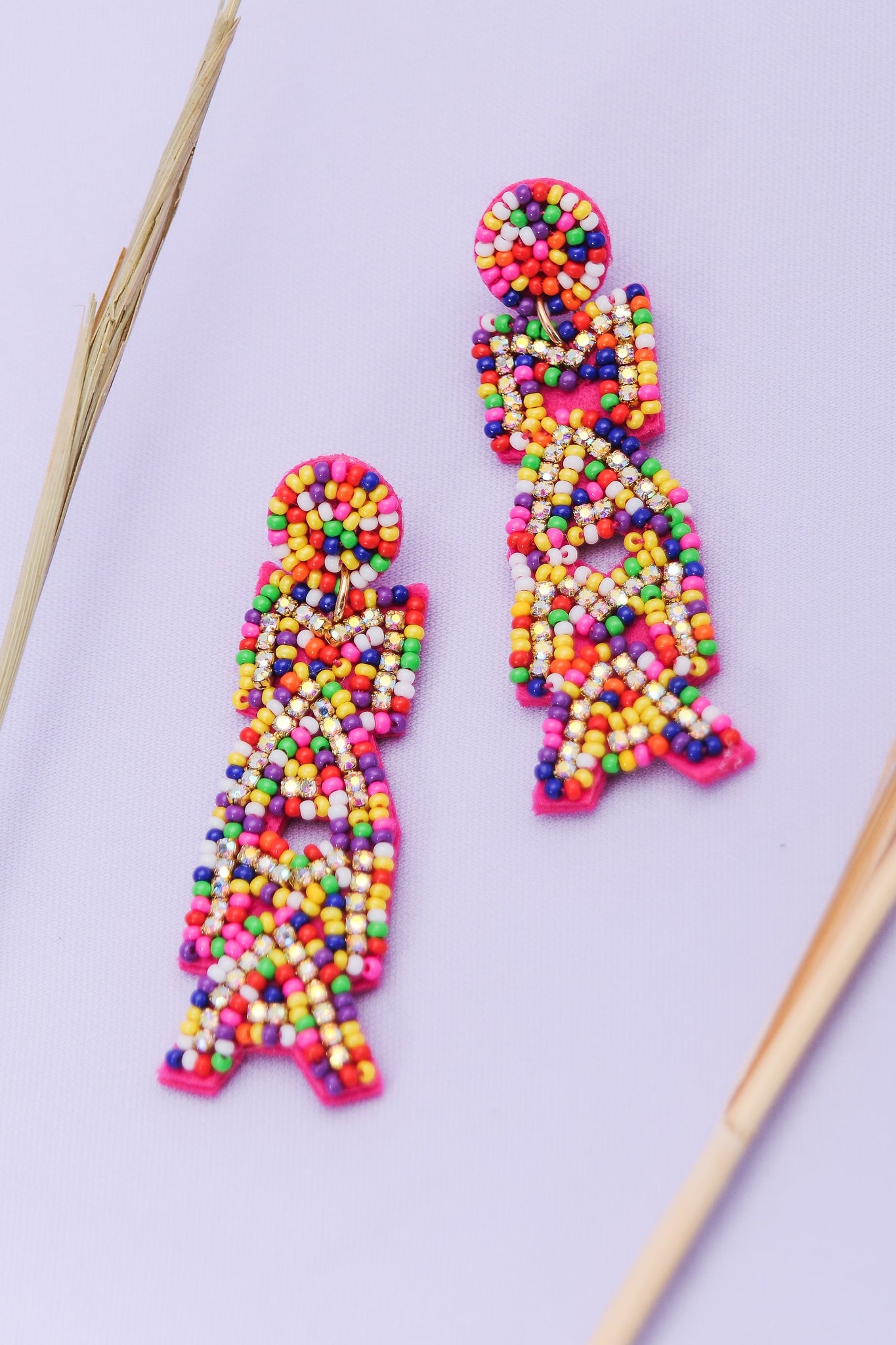 MAMA SEED BEAD DROP EARRINGS | 40E277