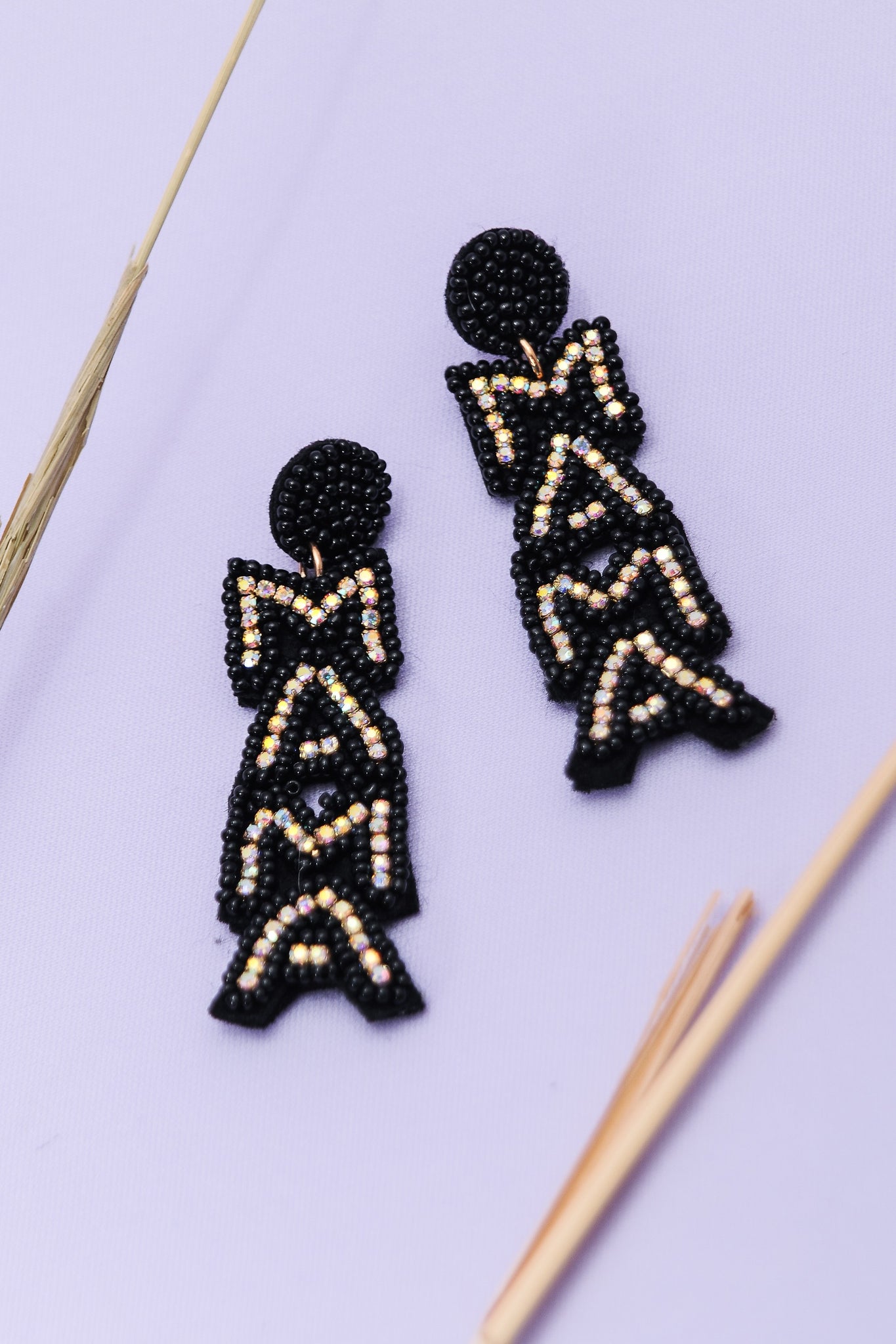 MAMA SEED BEAD DROP EARRINGS | 40E277