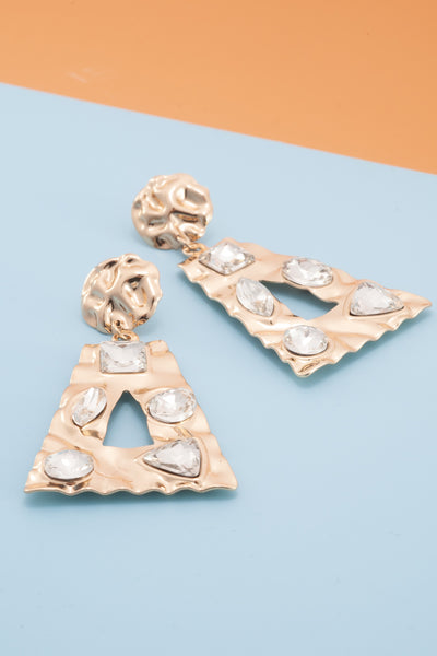 HAMMERED RHINESTONE TRAPEZOID DROP EARRING | 80E1020