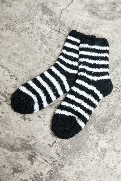 WARM CORAL FLEECE PLUSH STRIPE FUZZY SOCKS | 40S02044