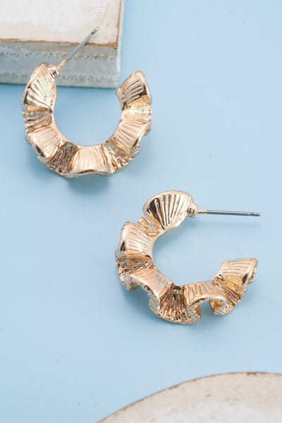 SWIRL HAMMERED HOOP EARRINGS | 31E03179