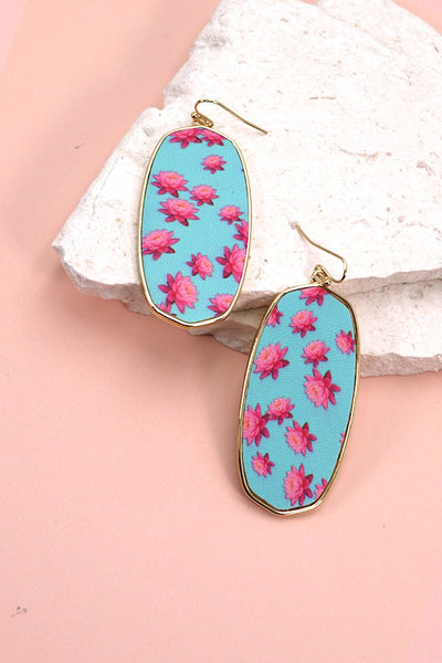 FAUX LEATHER EMBOSSED FLOWER DROP EARRINGS | 10E3060971