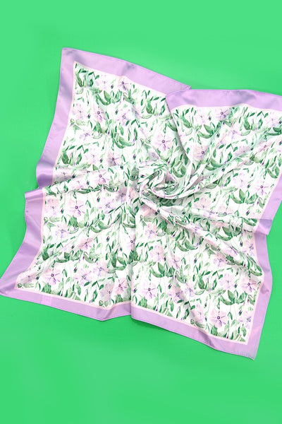 FLOWER PRINT SILKY FEELING BANDANA SCARF | 40SC611