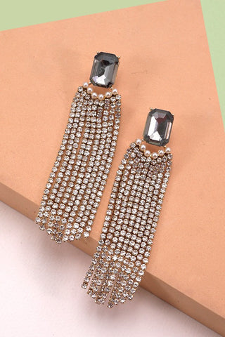 LAYERS OF RHINESTONE BLACK DIAMOND STUD EARRINGS | 80E1159