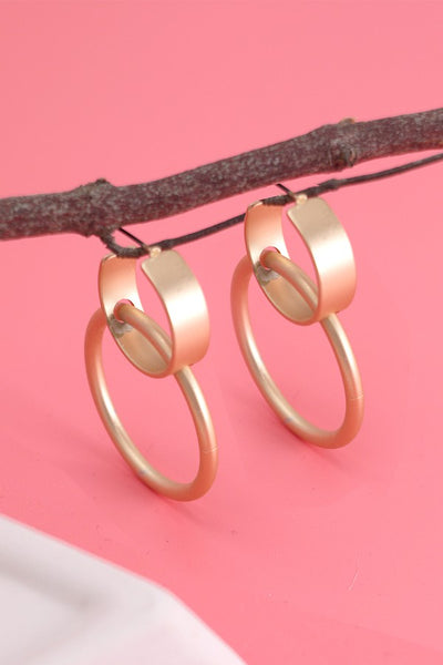 MATTE GOLD DOUBLE HOOP LAYER DROP EARRINGS | 80E1172