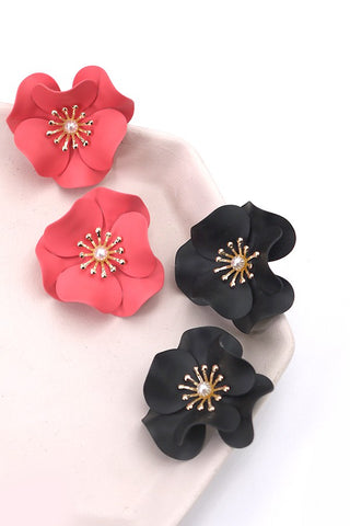 MATTE FLOWER STUD EARRINGS | 10E47531