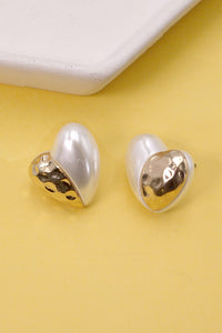 3-D HALF GOLD CLEAR HALF PEARL STUD EARRINGS | 80E1693