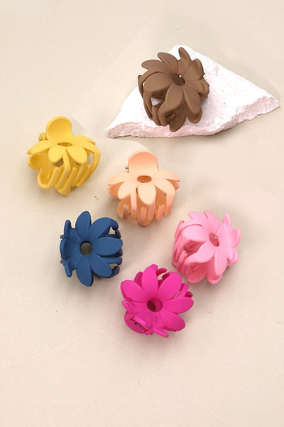 MINI FLOWER HAIR CLAW CLIPS Set of 6 | 40H685