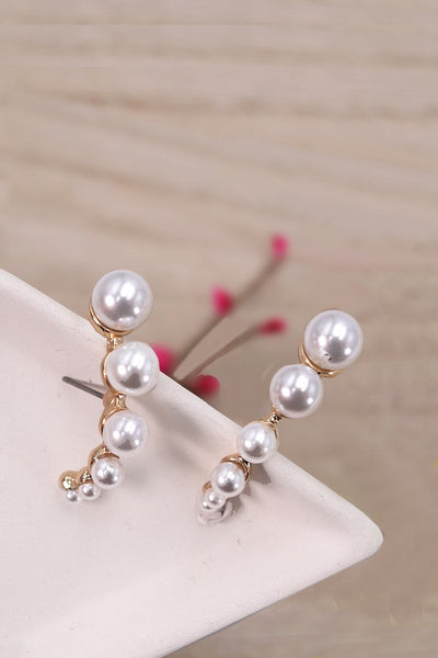 CRESCENT SHAPED PEARL CARTILAGE  EARRINGS | 31E03665