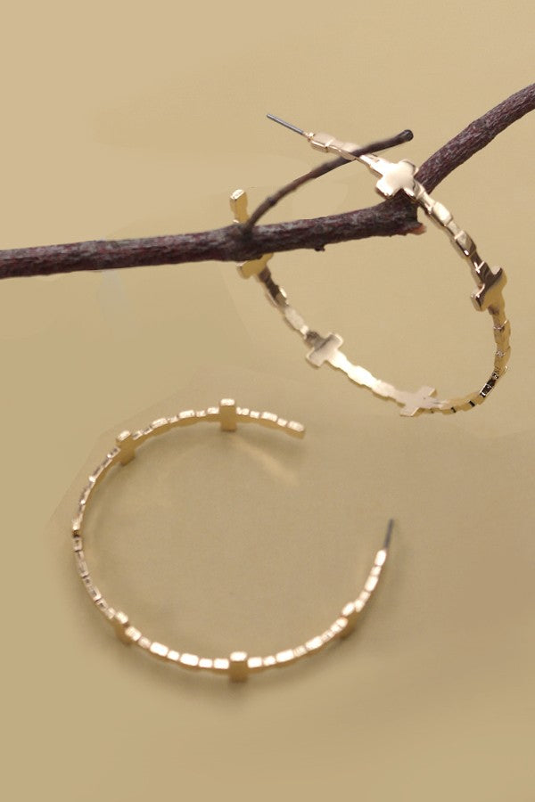 CROSS HOOP EARRINGS | 80E1917