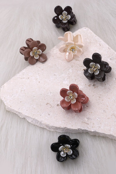 MINI FLOWER PETAL HAIR CLAW CLIPS SET OF 6 | 40H698