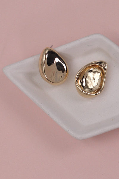 FLAT TEAR DROP STUD EARRINGS | 31E03837