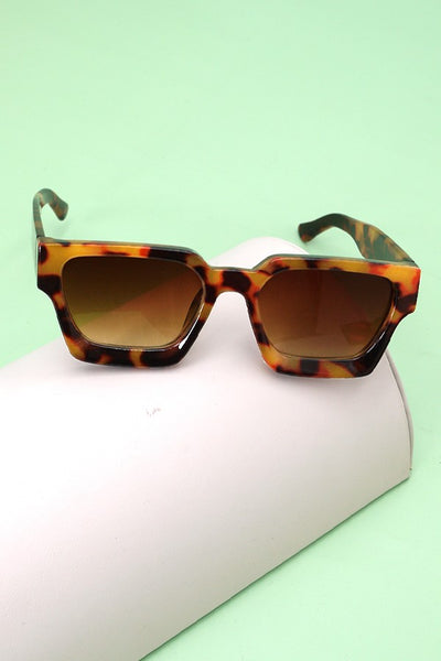 OVERSIZED RETRO FRAME SUNGLASSES PACK OF 12 | 40SG807