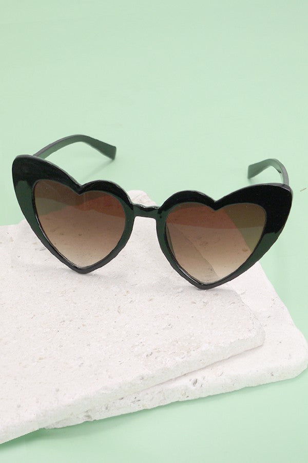 PREMIUM HEART FRAME SUNGLASSES | 40SG805