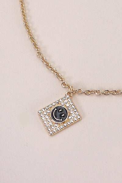 RECTANGLE RHINESTONE SMILEY PENDNAT NECKLACE | 31N23296