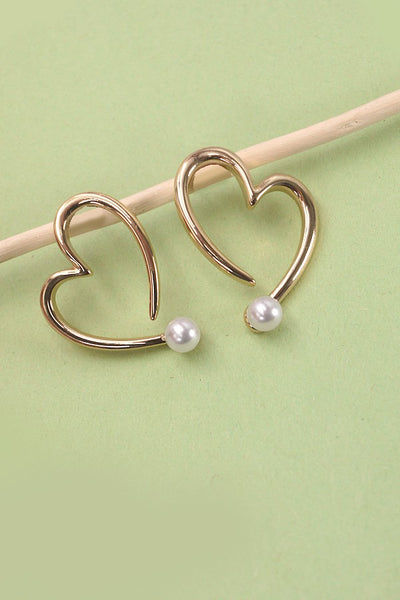 HEART W/PEARL STUD EARRINGS | 31E03956