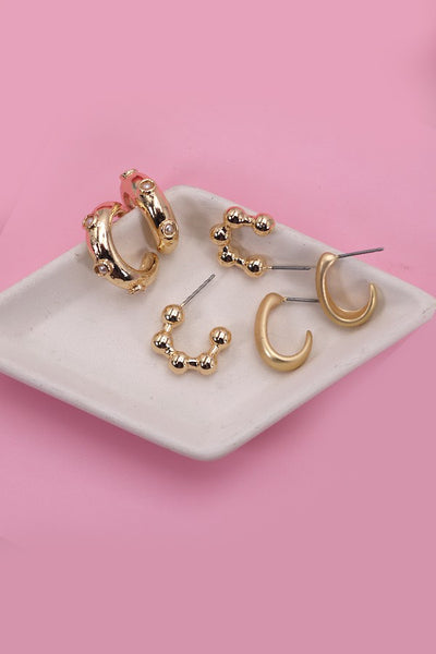 TRIO HUGGIE MATTE  BALL SMALL PEARL EARRINGS | 80E1922