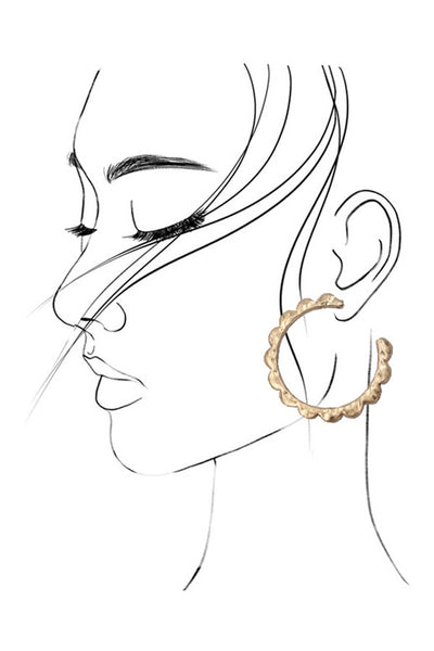 DESIGNED EDGE HOOP EARRINGS | 31E24053