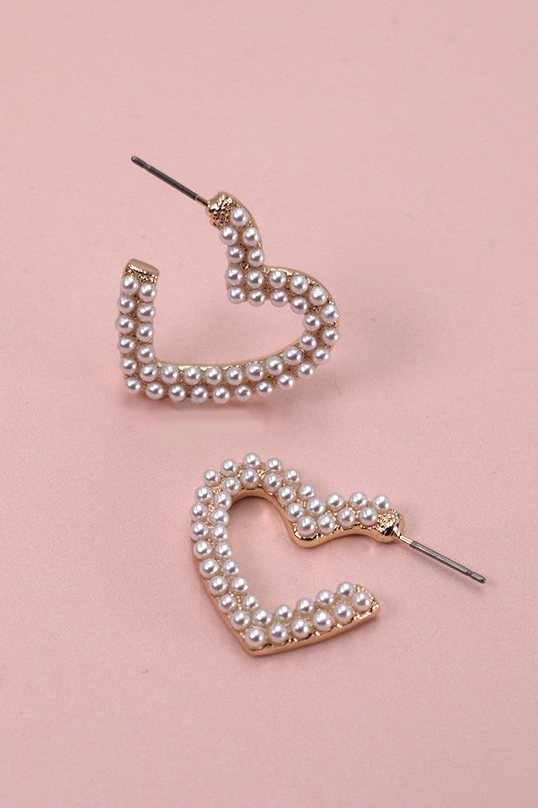 PEARL HEART SHAPE HOOP EARRINGS | 31E24067