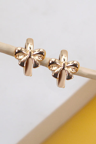 BRASS MINI HUGGIE BOW HOOP EARRINGS | 80E2514