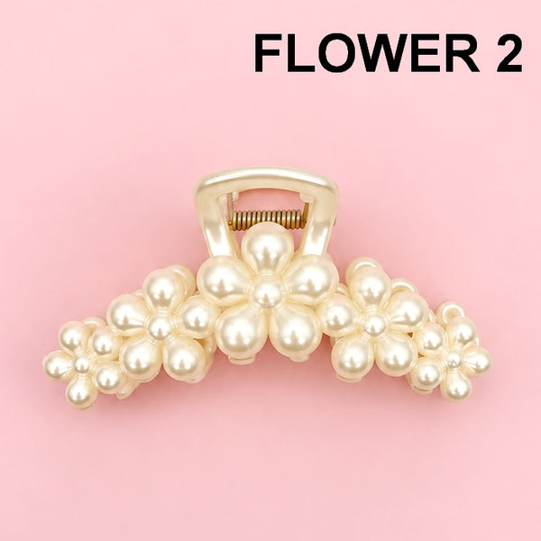 PEARL HAIR CLAW CLIPS | 40H736