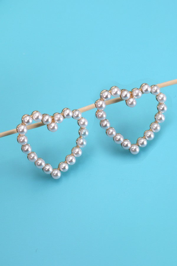 HEART PEARL STUD EARRINGS | 31E24164