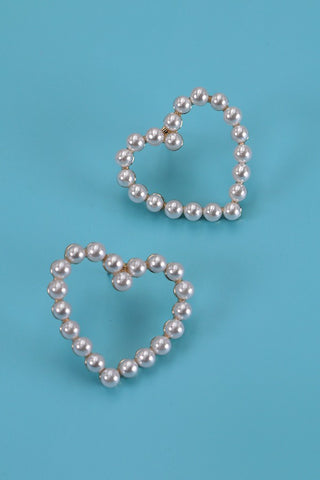 HEART PEARL STUD EARRINGS | 31E24164