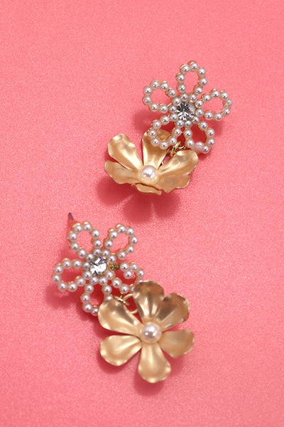 PEARL FLOWER MATTE GOLD DROP EARRINGS | 80E2764