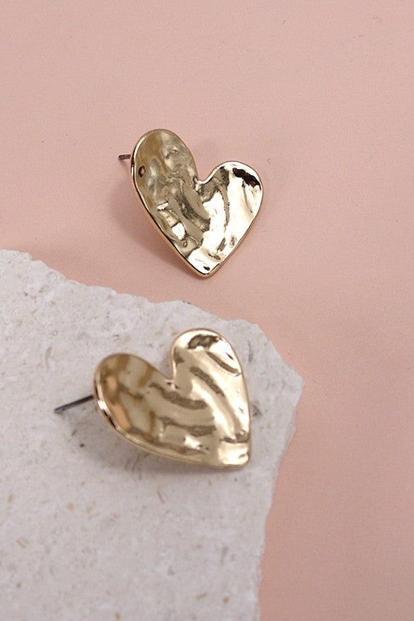 HAMMERED HEART STUD EARRINGS | 80E2811