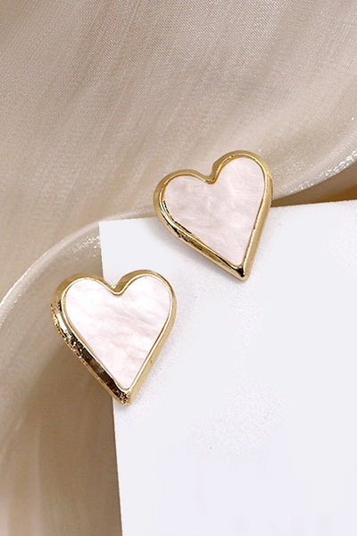 FLAT PEARL HEART GOLD EDGE EARRINGS | 80E2925