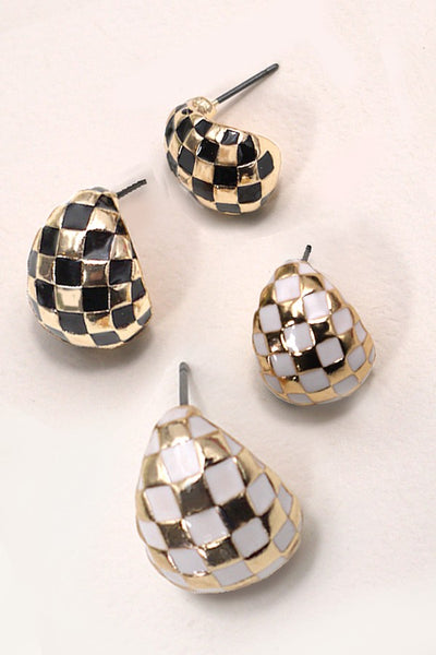 CHECKER HALF MOON  HOOP EARRINGS | 80E3084