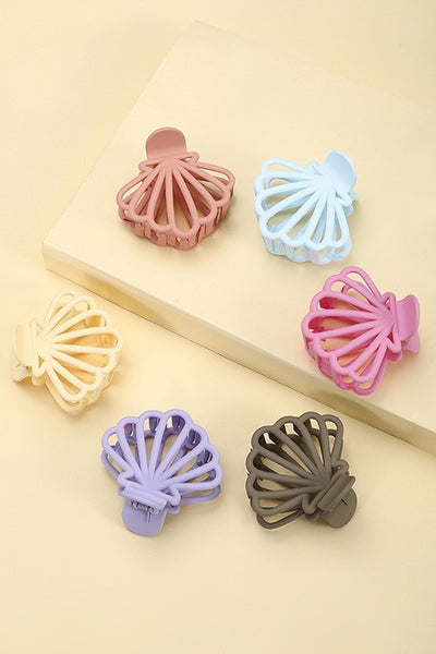 OCEAN BEACH SEASHELL MATTE HAIR CLAW CLIPS | 40H781