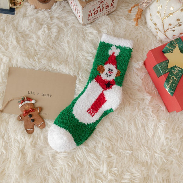 CHRISTMAS  HOLIDAY WARM CORAL FLEECE FUZZY SOCKS | 40S02054