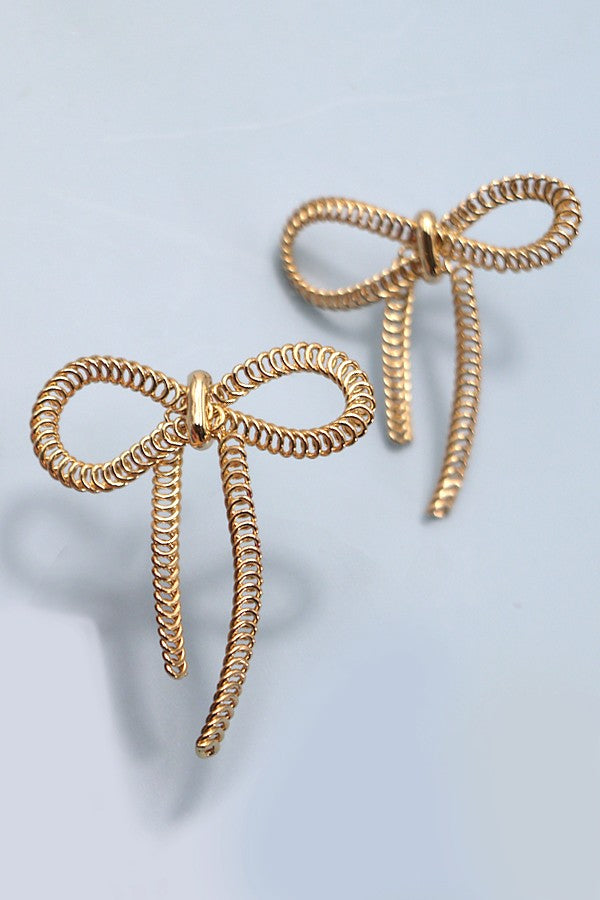 DELICATE WIRE BOW RIBBON EARRINGS | 80E3717