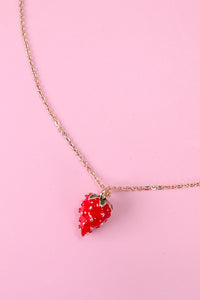 STRAWBERRY EPOXY PENDANT NECKLACE | 80N822