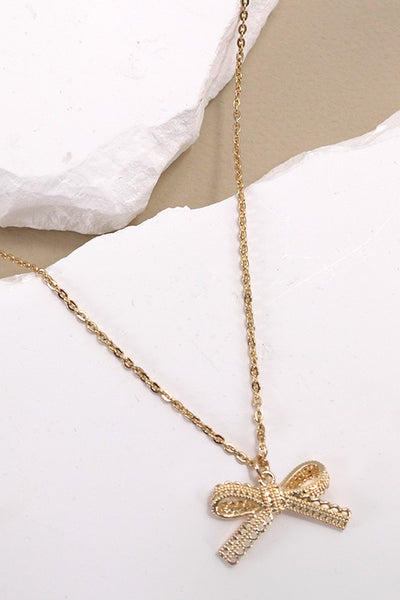 LACE BOW CHARM PENDANT NECKLACE | 80N834