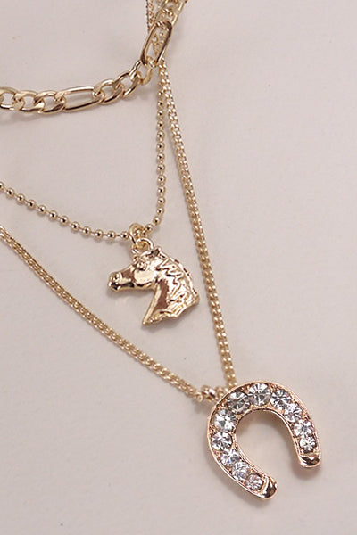 TRIO LAYERED HORSE CHARM HORSE SHOE NECKLACE | 80N877