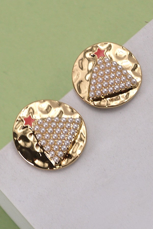 HAMMERED GOLD PEARL CHRISTMAS TREE STUD EARRINGS | 31E24685