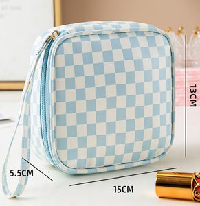 CHECKER COSMETIC MAKEUP TRAVEL POUCH BAG | 40P537