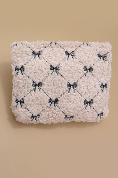 BOW SOFT LAMB WOOL COSMETIC POUCH BAG | 40P539