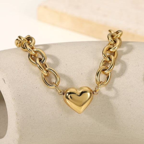 STAINLESS STEEL TARNISH FREE CHUNKY HEART BRACELET | 40B119