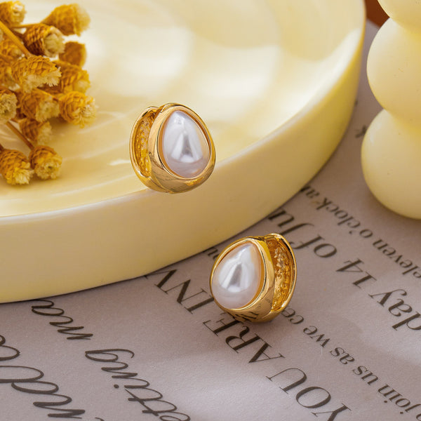 Chunky Gold & Pearl Teardrop Huggie Hoop Earrings | 80E63347