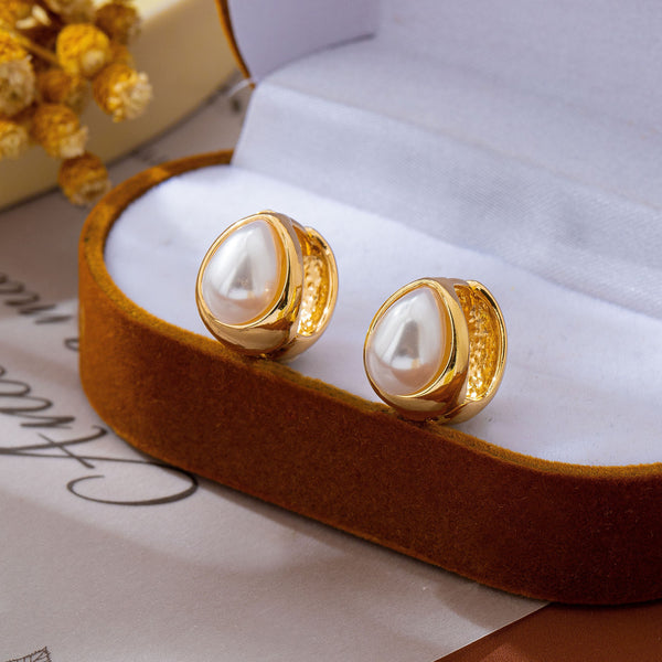 Chunky Gold & Pearl Teardrop Huggie Hoop Earrings | 80E63347