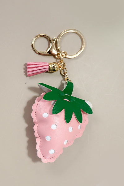 VEGAN LEATHER STRAWBERRY BAG CHARM KEYCHAINS | 40KC115