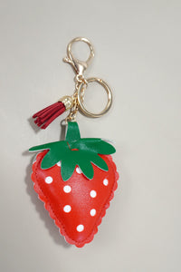 VEGAN LEATHER STRAWBERRY BAG CHARM KEYCHAINS | 40KC115