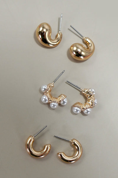 TRIO HUGGIE PEARL GOLD HOOP EARRINGS | 80E5596