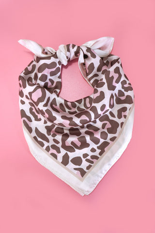 LEOPARD ANIMAL SILKY FEEL BANDANA SCARF | 40SC633