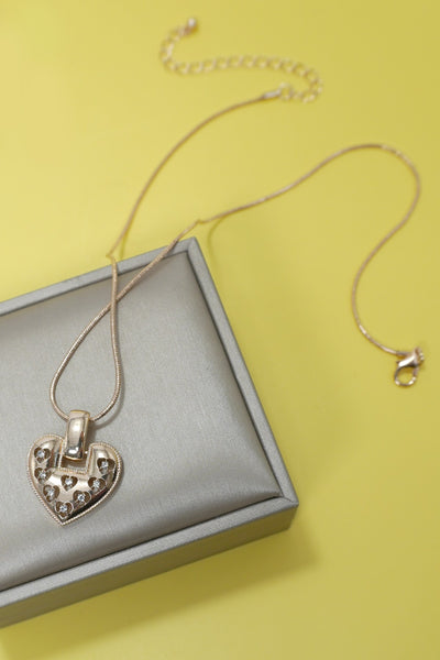 BOLD RHINESTONE HEART PENDANT NECKLACE | 80N1227