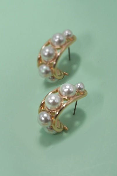 BOLD PEARL HOOP TITANIUM POST EARRINGS | 31E40466