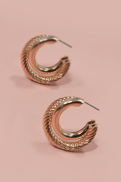 BOLD TWIST ROPE GOLD INTERWINED HOOP EARRINGS | 80E5890